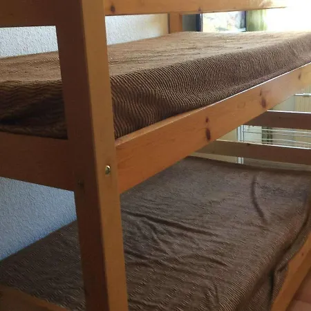 18m² Pour 2 Personnes A Vars Les Claux A 100m Des Pistes Et 10m Des Commerces - Fr-1-330b-182 Apartment
